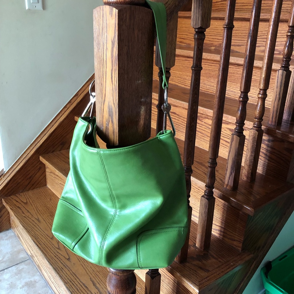 BUENO Bucket Bag